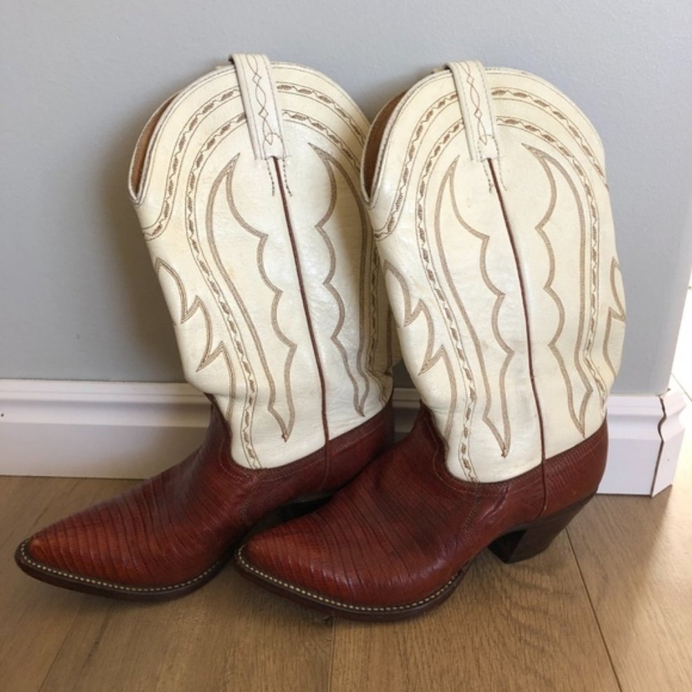 J Chisholm Handcrafted Leather Boots